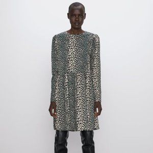 ZARA FLOWY PRINTED DRESS SNAKE GREEN SIZE S